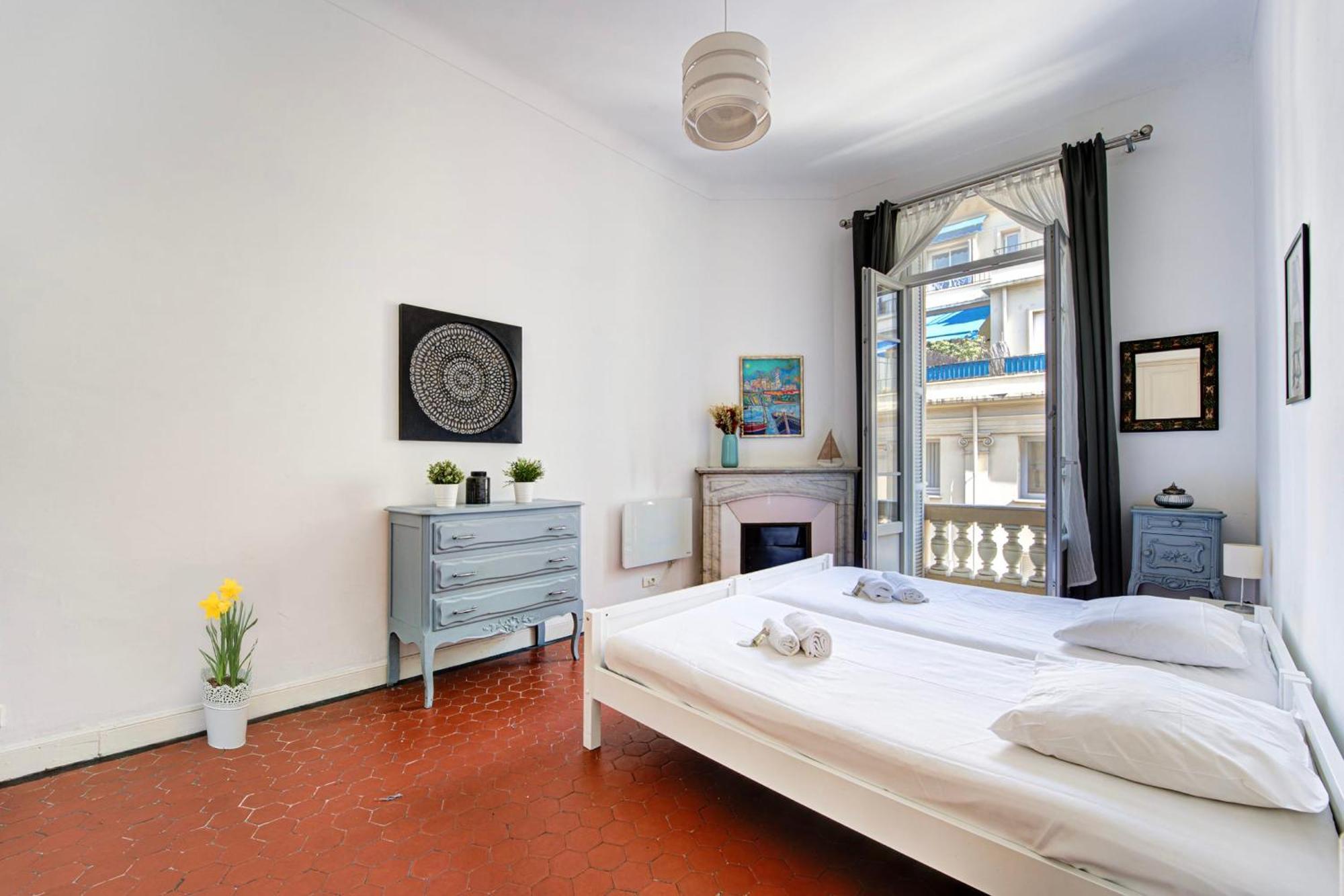 L'Ecrin Blanc Nicois - Welkeys Apartment Nice Bagian luar foto