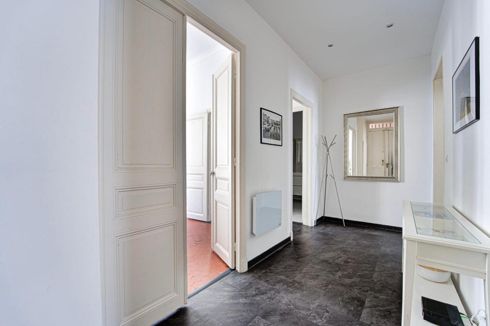 L'Ecrin Blanc Nicois - Welkeys Apartment Nice Bagian luar foto